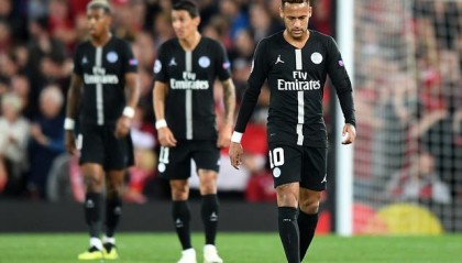  巴黎圣日耳曼报价遭拒，英超豪门争夺法甲妖人  