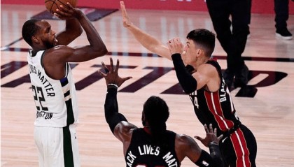  希罗34分助热火浇灭公牛反扑  